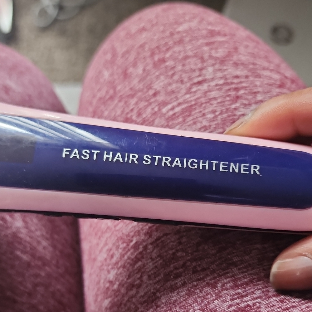 Pink Hair Straightening Tool for Effortless Styling
